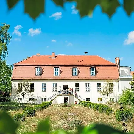 Coconat-a Workation Retreat & Coworking Hotell Belzig
